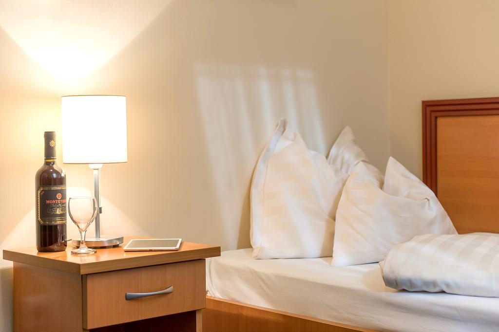 P4W Hotel Residence โซมบ็อตเฮย์ ห้อง รูปภาพ